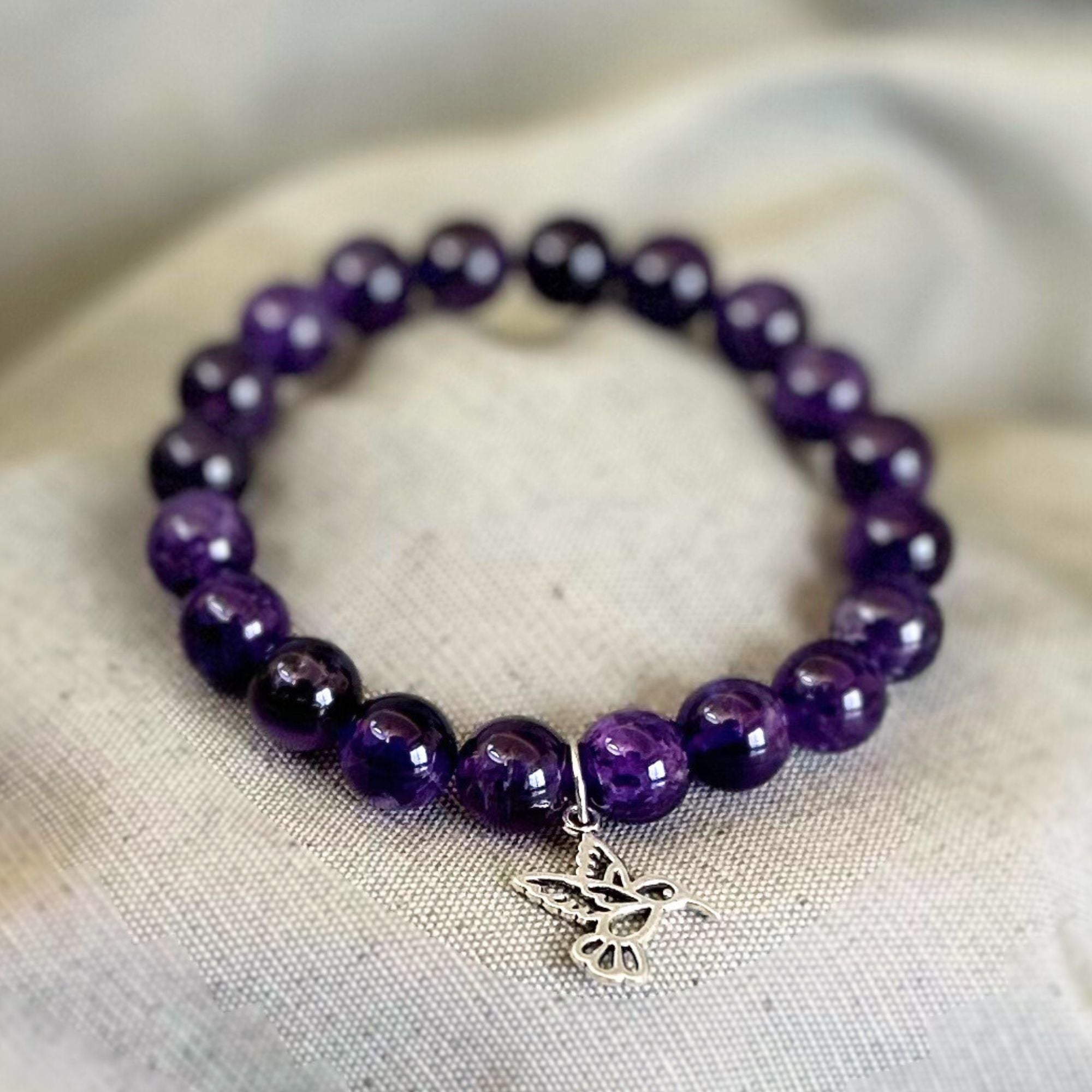 Pulsera Amatista con Charm Colibrí