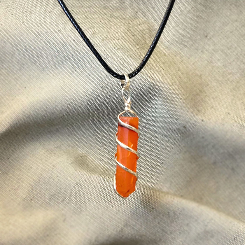 Colgante Barra con Espiral Cornalina