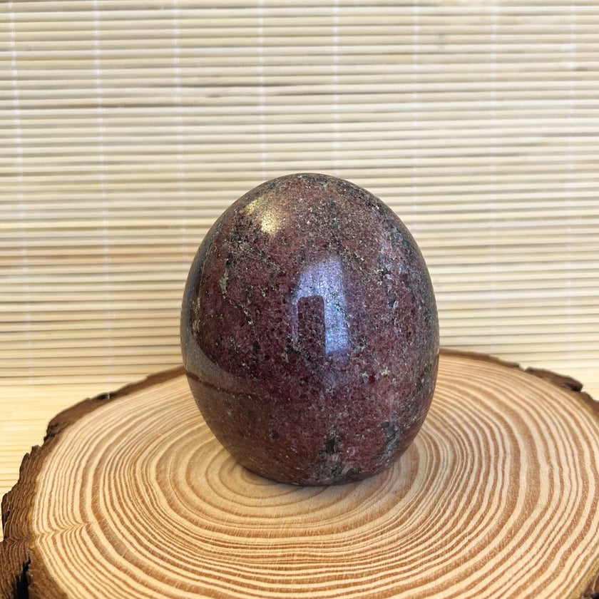 Monolito Jaspe Rojo Ímpetu