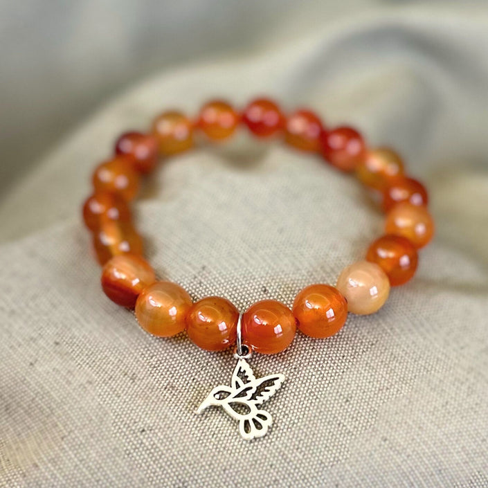 Pulsera de Cornalina con Charm de Colibrí