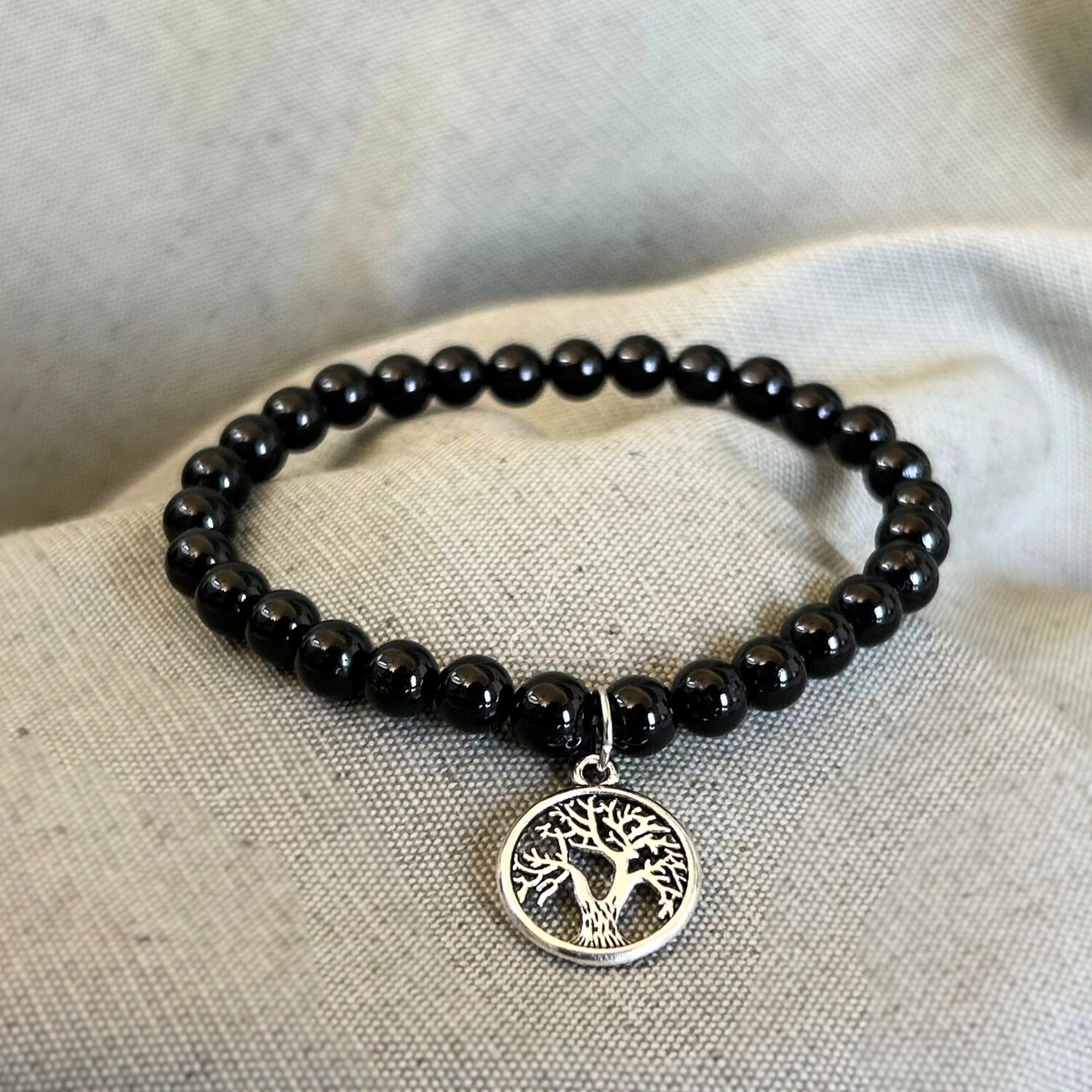 Pulsera de Turmalina Negra con Charm del Árbol de la Vida