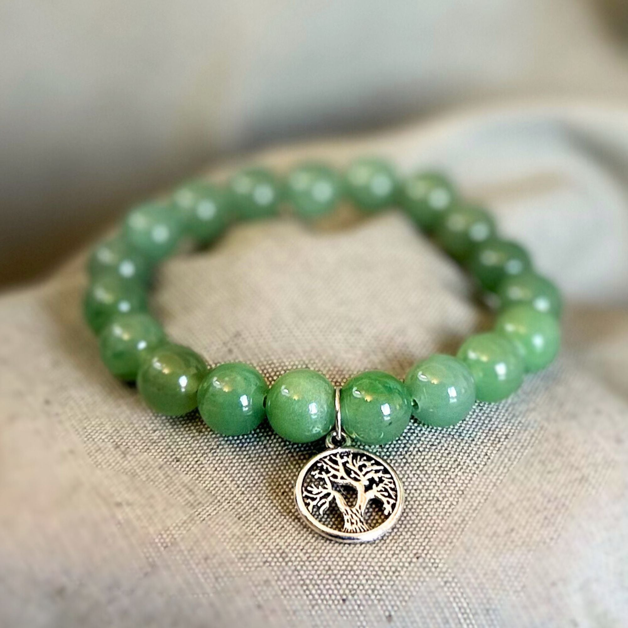 Pulsera Cuarzo Verde con Charm Árbol de la Vida