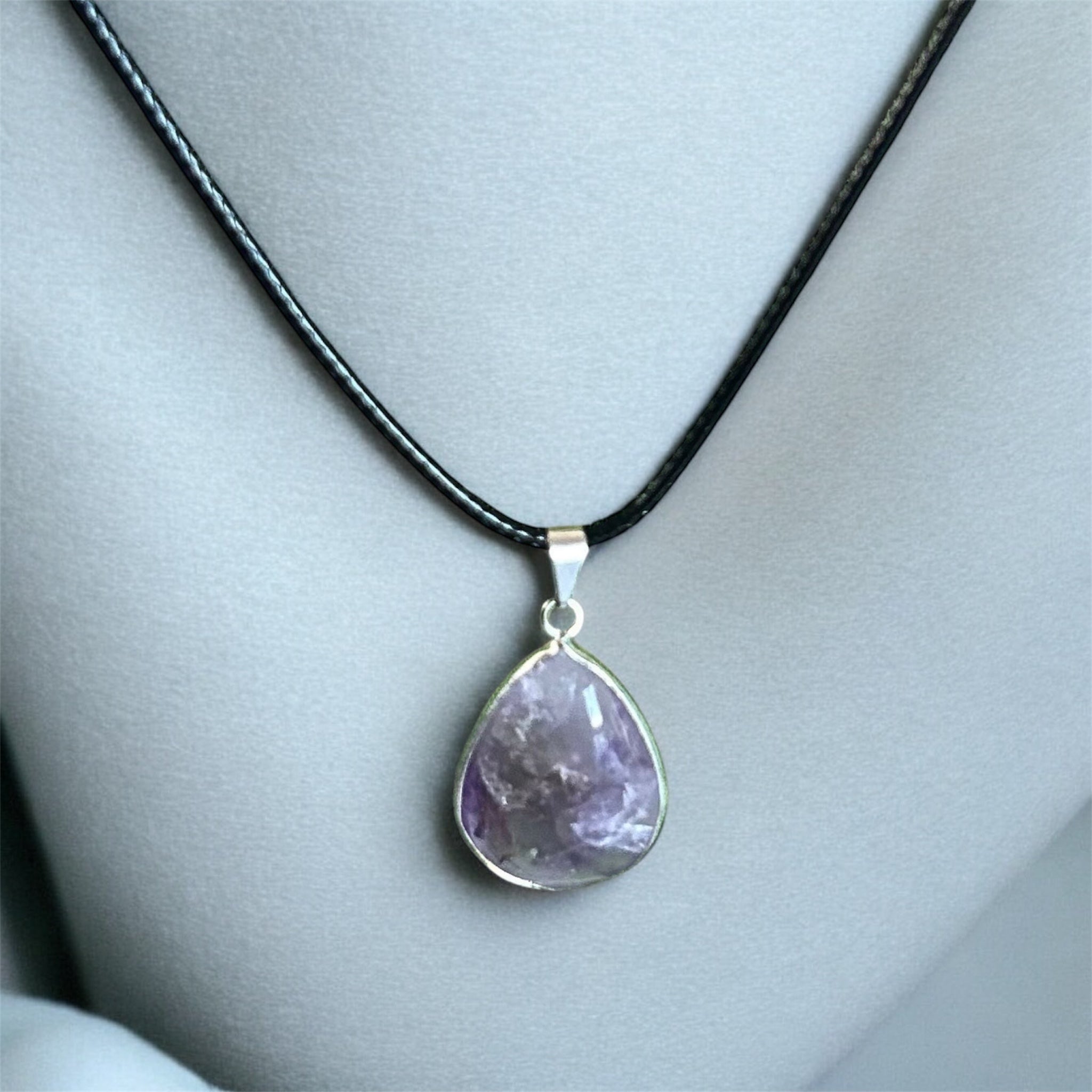 Colgante Gota Pulida de Amatista