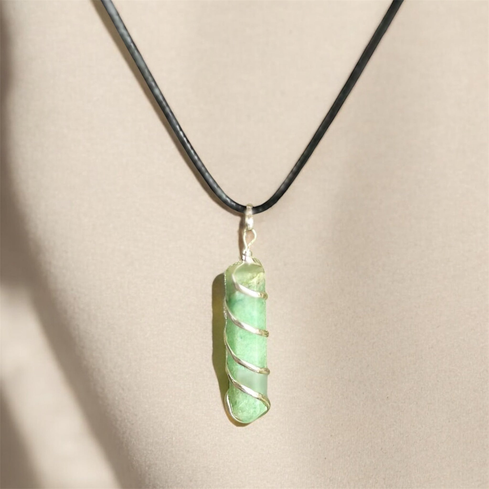 Colgante Barra con Espiral  Cuarzo Verde