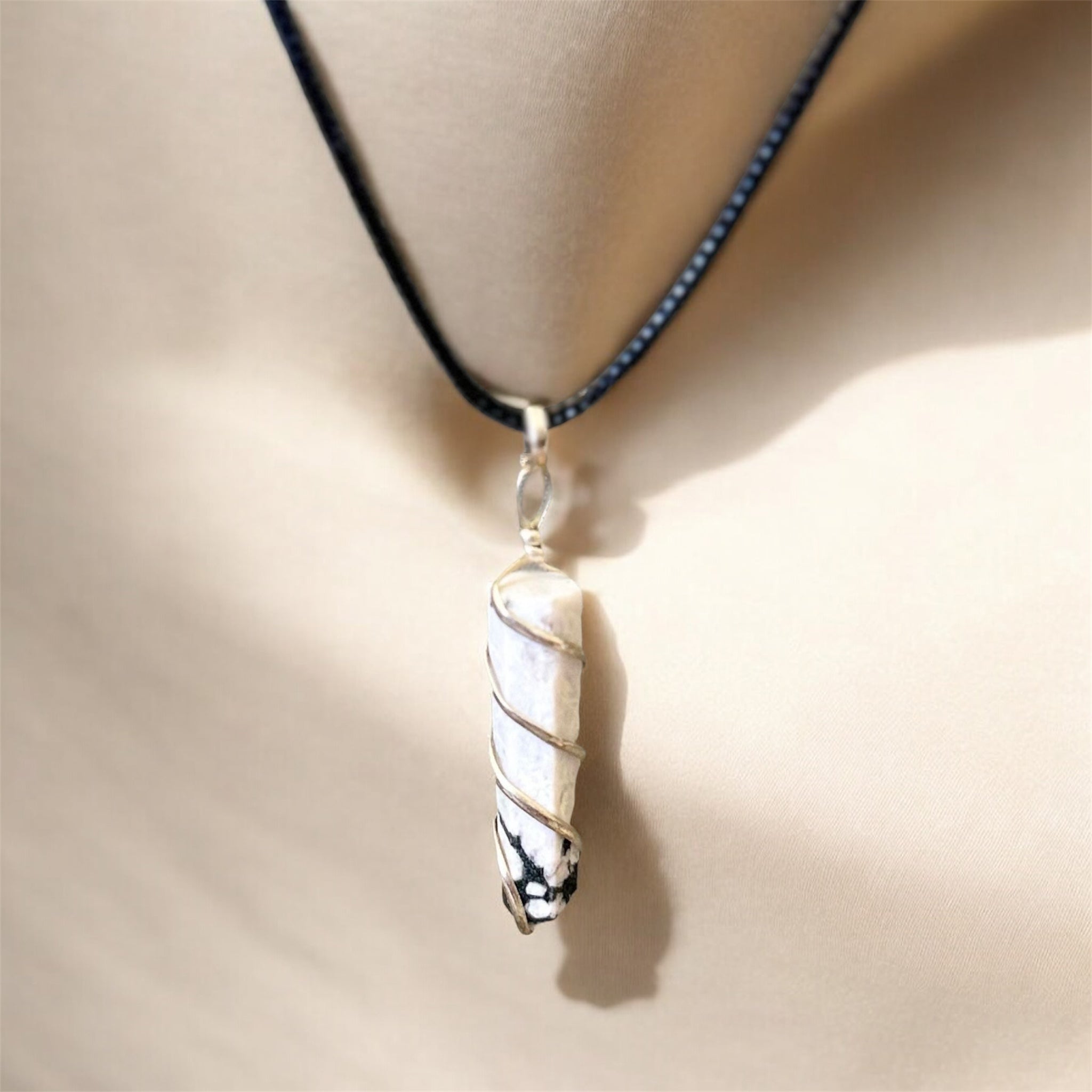 Colgante Barra con Espiral  Piedra Luna