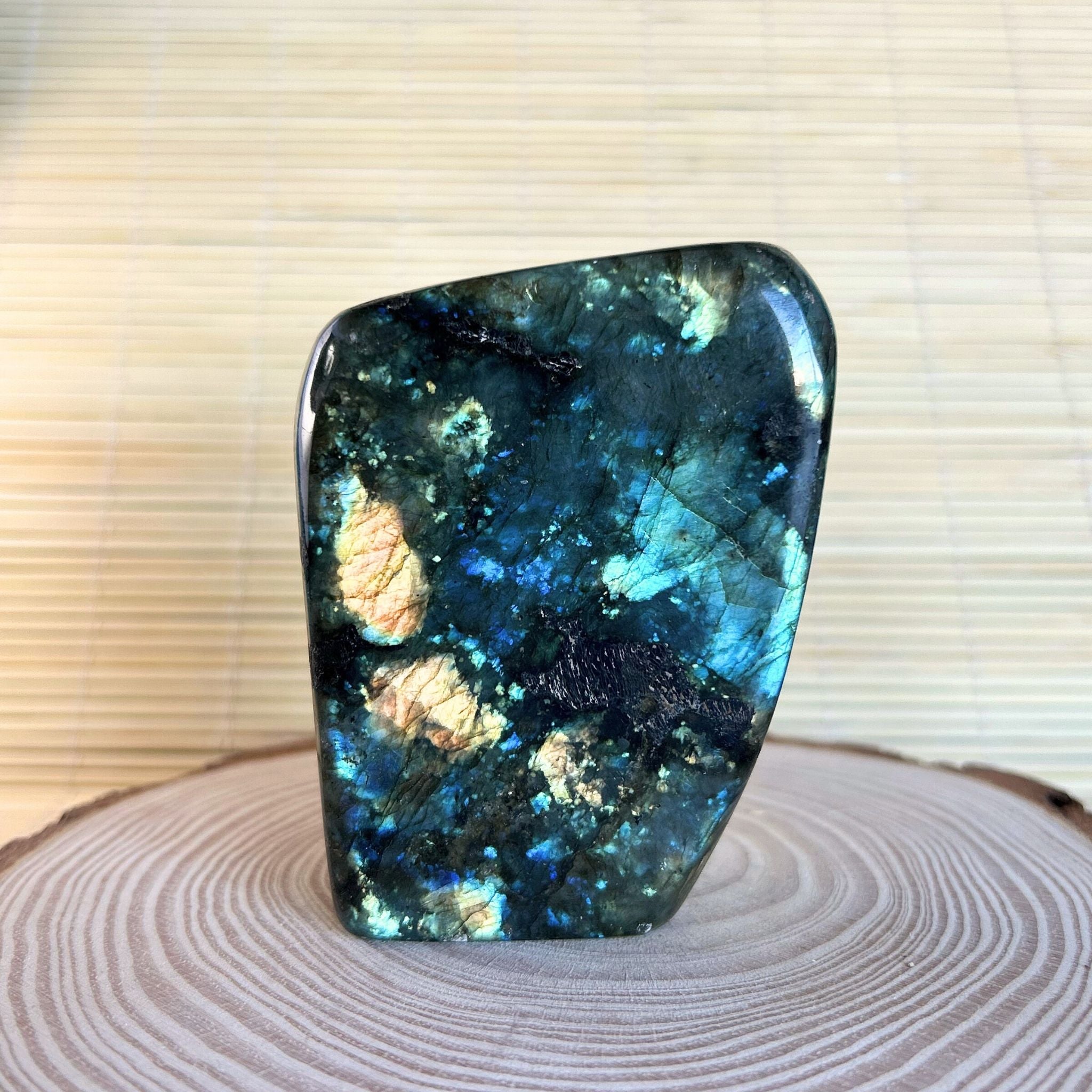 Monolito Labradorita Revelación